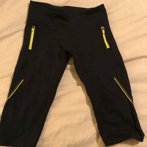 Fabletics yoga pants